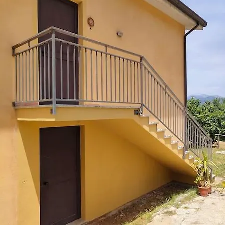 Apartment Grappolonero Laino Castello