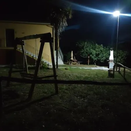 Grappolonero Laino Castello