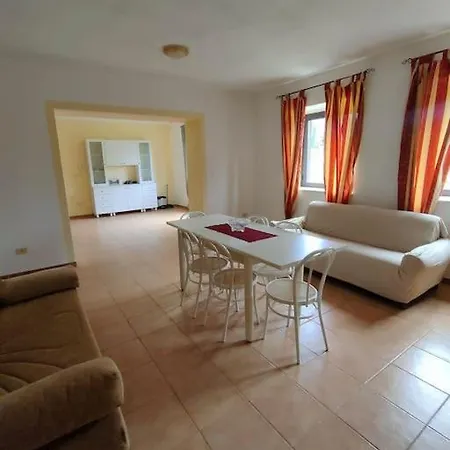 Grappolonero Apartament Laino Castello