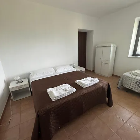 Grappolonero * Laino Castello