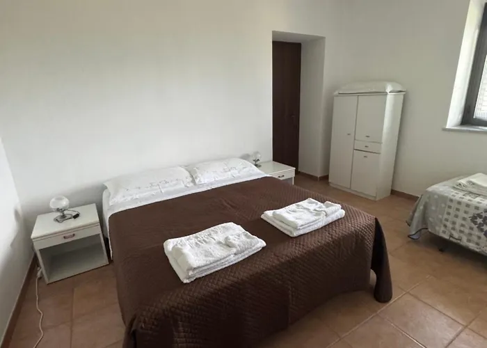 Grappolonero * Laino Castello